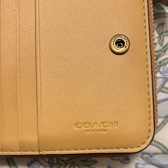 Coach Tan Leather Zipper Wallet - Picture 2 of 6